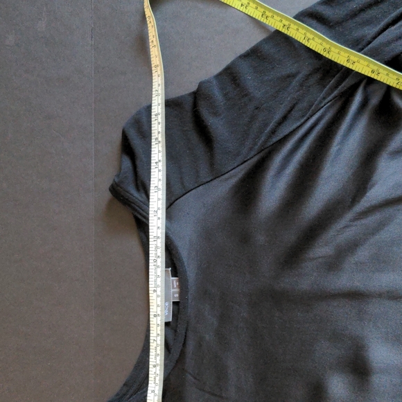 Vince Silky Crew Neck Top - Picture 7 of 10